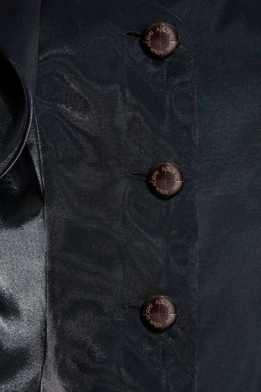 Classic Silhouette — Black Smokehouse