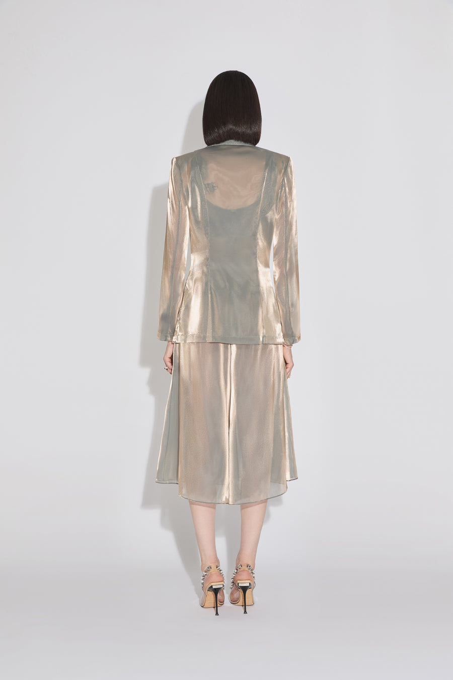 Classic Silhouette — Monroe Liquid Pearl