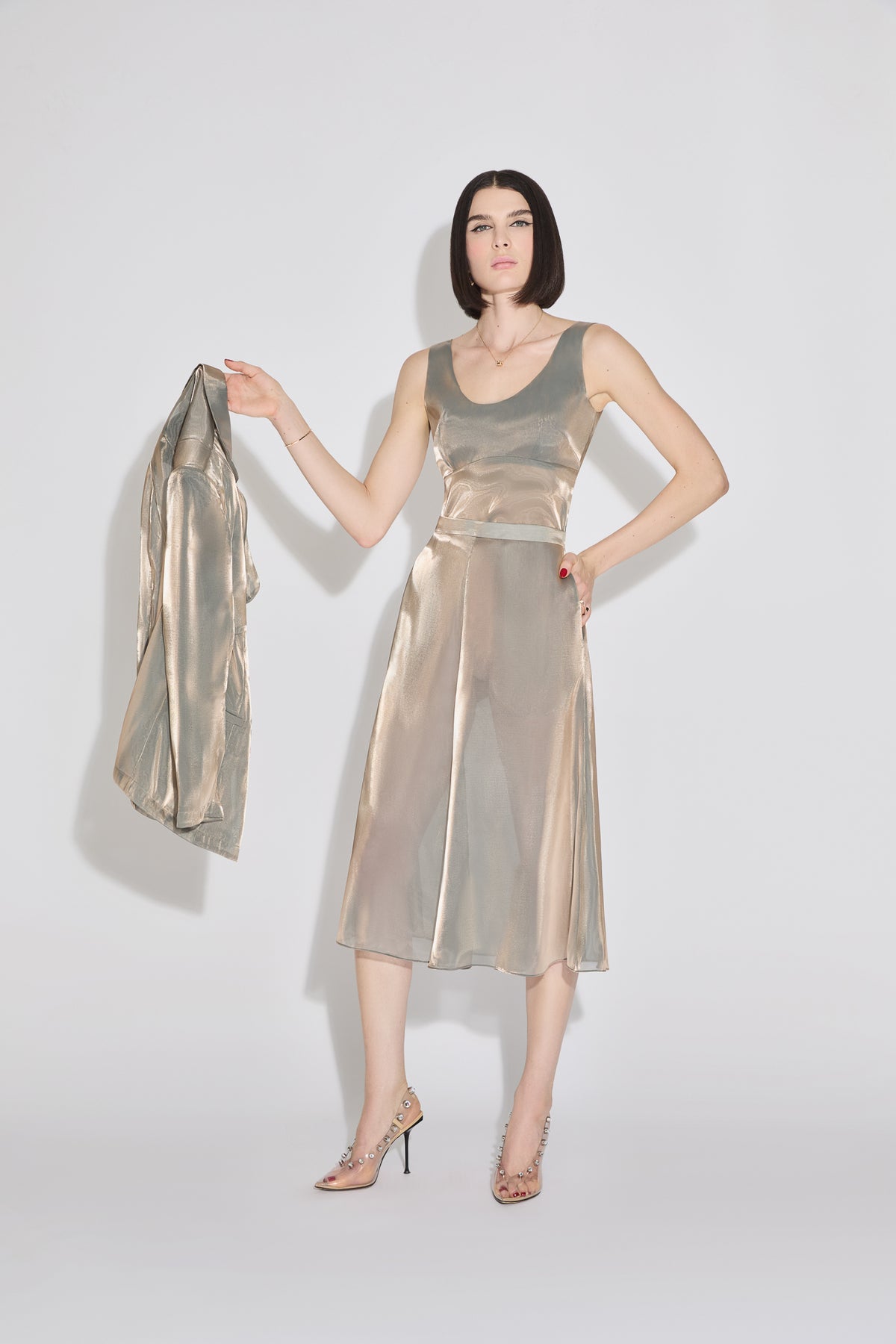 Classic Silhouette — Monroe Liquid Pearl