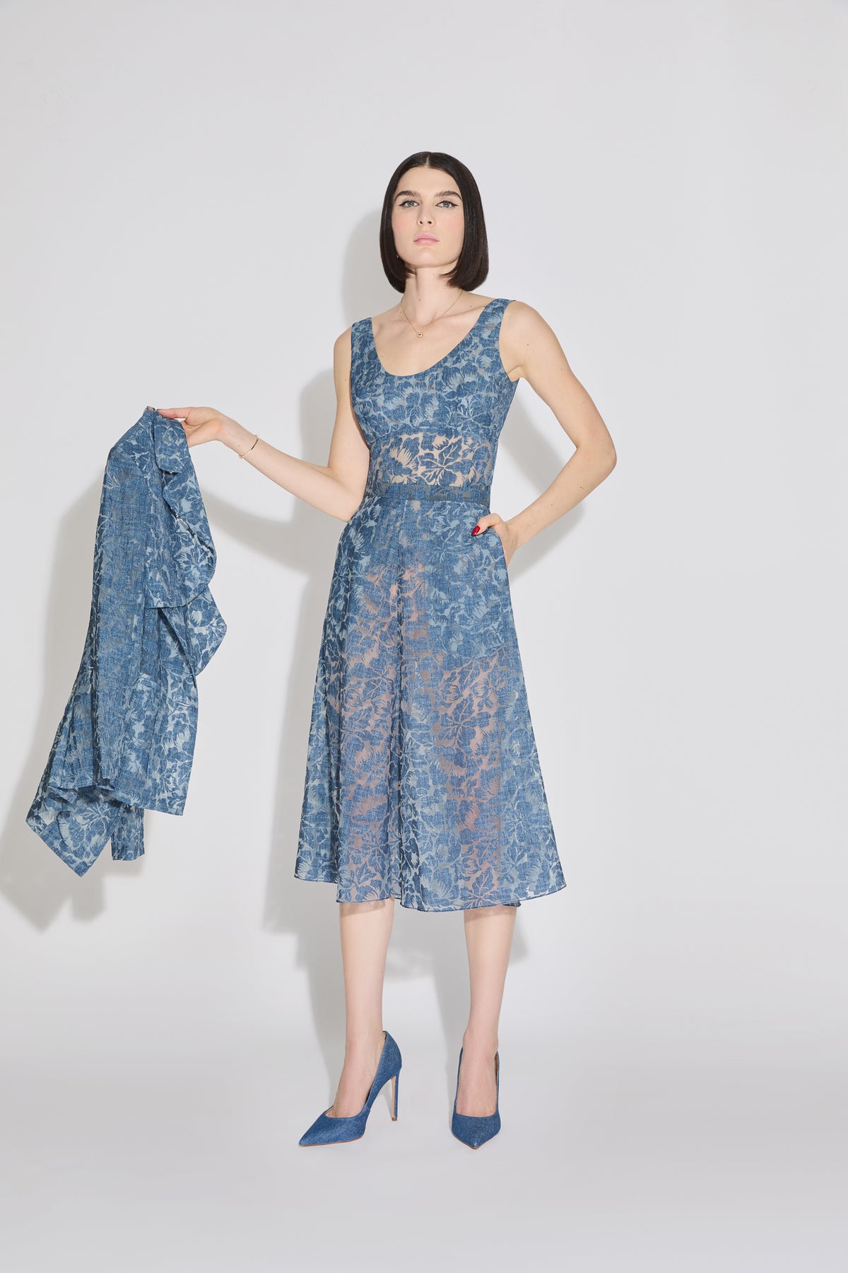 Classic Silhouette — Billie Belle Blu